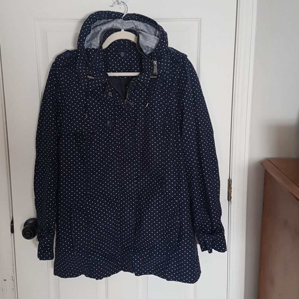 Lightweight fall jacket